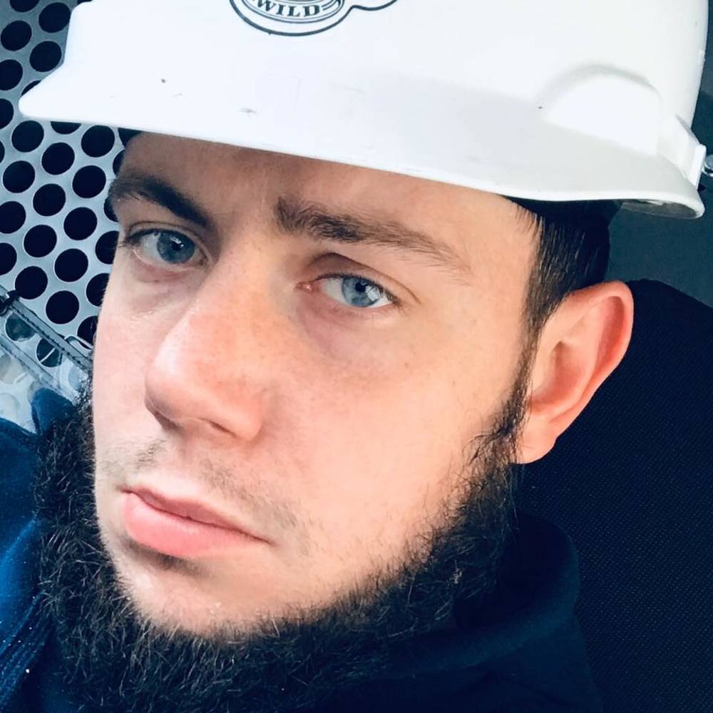 Meet your Posher, Chase